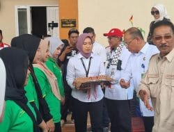 Seloroh Amure: Peserta Pelatihan MUA Jangan Dong Cukur Alis!