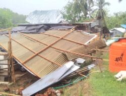 1 Rumah Porak Poranda Akibat Angin Puting Beliung di Bone