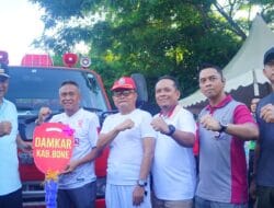 Alhamdulillah, Pemprov Sulsel Berikan 1 Unit Armada Damkar untuk Bone