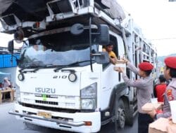 Sat Res Narkoba Polres Majene Berbagi Takjil