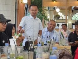 Momen Silaturahmi Andi Asman Sulaiman dengan Wartawan Jelang Daftar di KPU