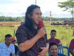 Tim Aura Gelar Lomba Layang-layang di Pappolo