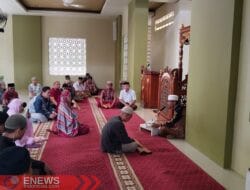 Dona Tandiayu Peluk Islam Dibimbing Imam Masjid Taqwa Grandhill 1 Wajo