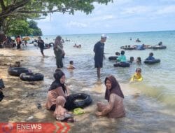 Hari Kedua Libur Lebaran 2025, Pantai Tete Dipadati Pengunjung