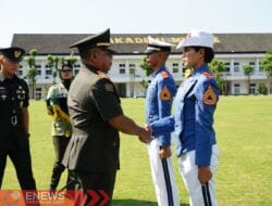 Gubernur Akmil Pimpin Perubahan Pangkat Taruna