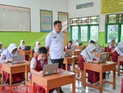 Pantau Pelaksanaan Ujian Sekolah, Kadisdik Sinjai Komitmen Dorong Transformasi Digital