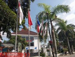 Bendera Negara Prancis Berkibar Sepanjang Jalan Protokol di Magelang