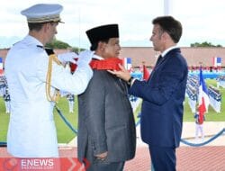 Prabowo Terima Légion d’Honneur dari Macron di Akmil
