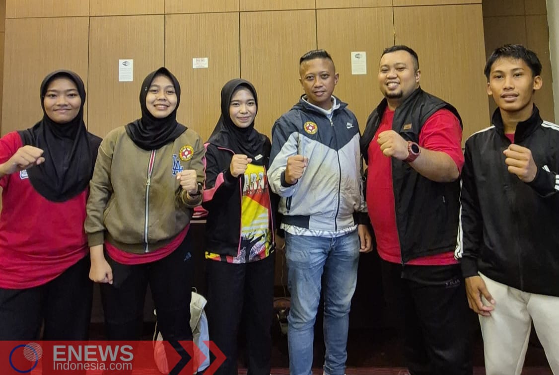 Foto: Ketua terpilih BKC Sulsel, Muhammad Nazar Nurdin (jaket abu-abu) berpose bersama pengurus BKC Sulsel. (ENews)