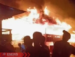 Kebakaran Hebat Hanguskan 5 Rumah di Ajangale Bone
