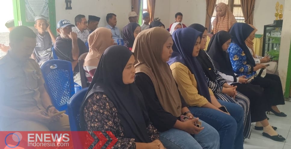 Warga Desa Sailong antusias mengikuti kegiatan pembentukan Kopdes Merah Putih
