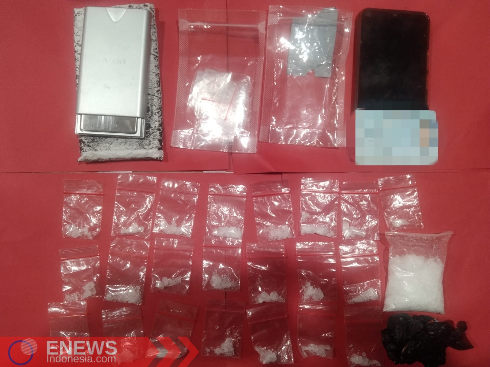 Foto: Barang bukti yang turut diamankan