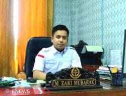 Kejari Majene Janji Cek Proyek Gerbang Desa Pamboborang