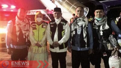 Wakil Bupati Wajo Jemput Langsung Jemaah Haji Kloter 37 di Makassar