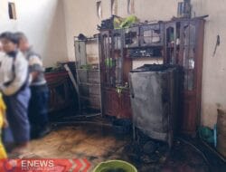 Kebakaran Rumah di Desa Pambusuang Polman, Kerugian Puluhan Juta
