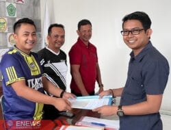 Iptu Rahman, Kandidat Pertama Ambil Formulir Bacalon Ketua KONI Sinjai