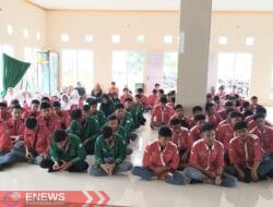 Kelas XII SMKN 5 Bone Diberi Pembekalan Praktik Kerja Industri