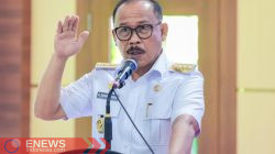 Buktikan Janji Kampanye, SDK Beri Bonus untuk Perangkat Desa