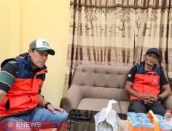Cek Fakta! Video Viral Marsita Seberangi Sungai Banjir di Tutar Hanya untuk Konten