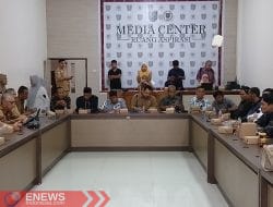 Sejumlah Mahasiswa Gelar RDP di DPRD Polman Menuntut Kenaikan PBB yang Meresahkan Masyarakat