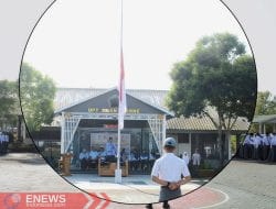 Kesaktian Pancasila, Siswa SMAN 5 Bone Kibarkan Bendera Setengah Tiang