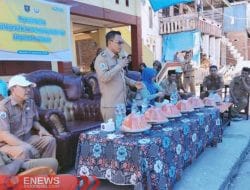 Pemda Polman Bagikan Alat Tangkap Ikan Kepada Warga Balanipa