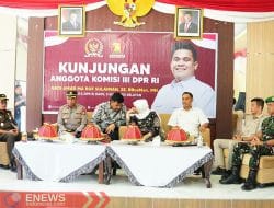Bisik-bisik Bupati Sinjai dan Andi Amar Jadi Sorotan