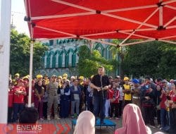 Wali Kota Makassar Pimpin Jumat Bersih di Kanal Al Markaz