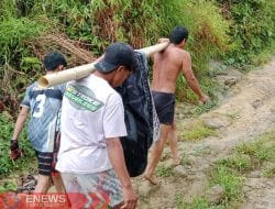 Puluhan Tahun Terabaikan, Warga Rattepadang Majene Kembali Tandu Pasien