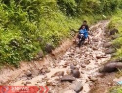 Akses Tiga Desa di Tutar Polman Lumpuh Akibat Jalan Rusak