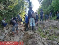 Akses Jalan Pamengoan–Tutar Rusak Parah, Warga Tiga Desa Kembali Kerja Bakti