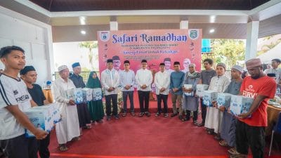 Pemprov Sulbar Salurkan 700 Paket Ramadan untuk Warga Pasangkayu