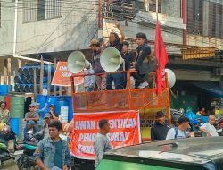 Pra May Day Makassar: Aksi KGR dan PKL Berlangsung dengan Tensi Tinggi