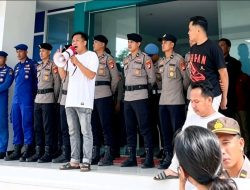 Program Bantuan Listrik di Mamuju Diprotes