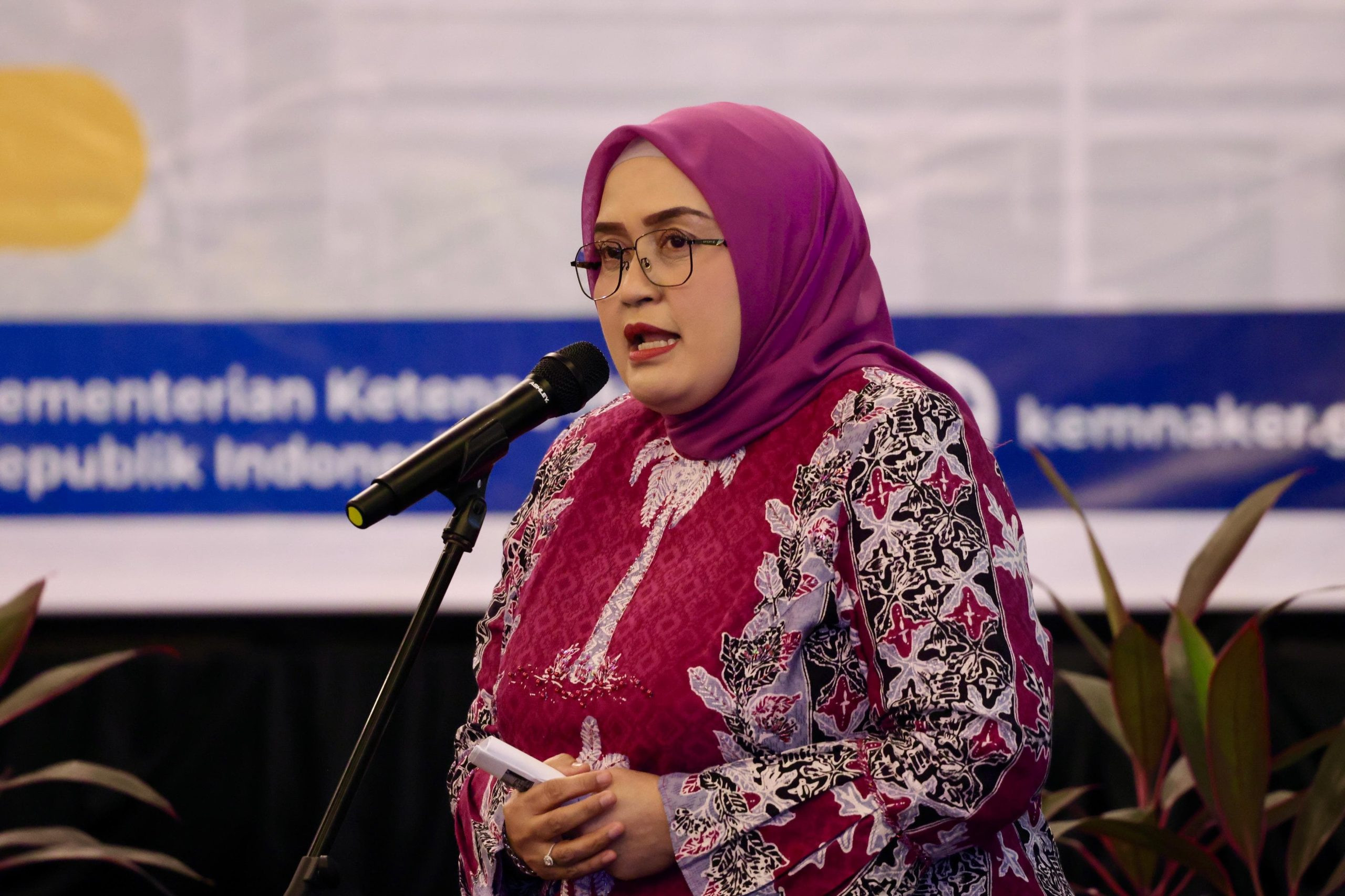 Direktur Jenderal Pembinaan Hubungan Industrial dan Jaminan Sosial (PHI dan Jamsos) Kemnaker, Indah Anggoro Putri