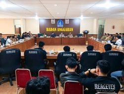 RDPU Bone Memanas, Mahasiswa Minta 17 Tim Ahli Bupati Dibatalkan