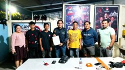 Ketgam: Personel Satresnarkoba Polres Gowa berfoto bersama pihak terkait usai proses klarifikasi mengenai dugaan penganiayaan yang melibatkan dua oknum anggota, Kamis (23/7/2026).