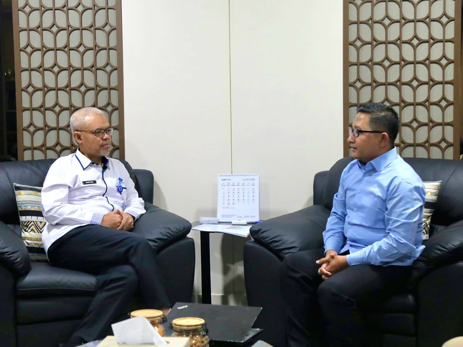 Ketgam: Sekretaris Jenderal (Sekjen) Kemnaker, Cris Kuntadi kanan saat meneeima pihak GERTANUSA Foundation di Jakarta.