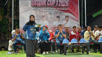 Bupati Sinjai Ratnawati Arif membuka kegiatan Turnamen Mini Soccer Disdik Cup I Tahun 2026.