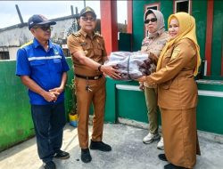 Dinsos Majene Akhirnya Salurkan Bantuan untuk Korban Kebakaran Adolang