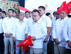 Dasco Serahkan SK Ketua DPC Gerindra kepada Lima Kepala Daerah di Sulsel
