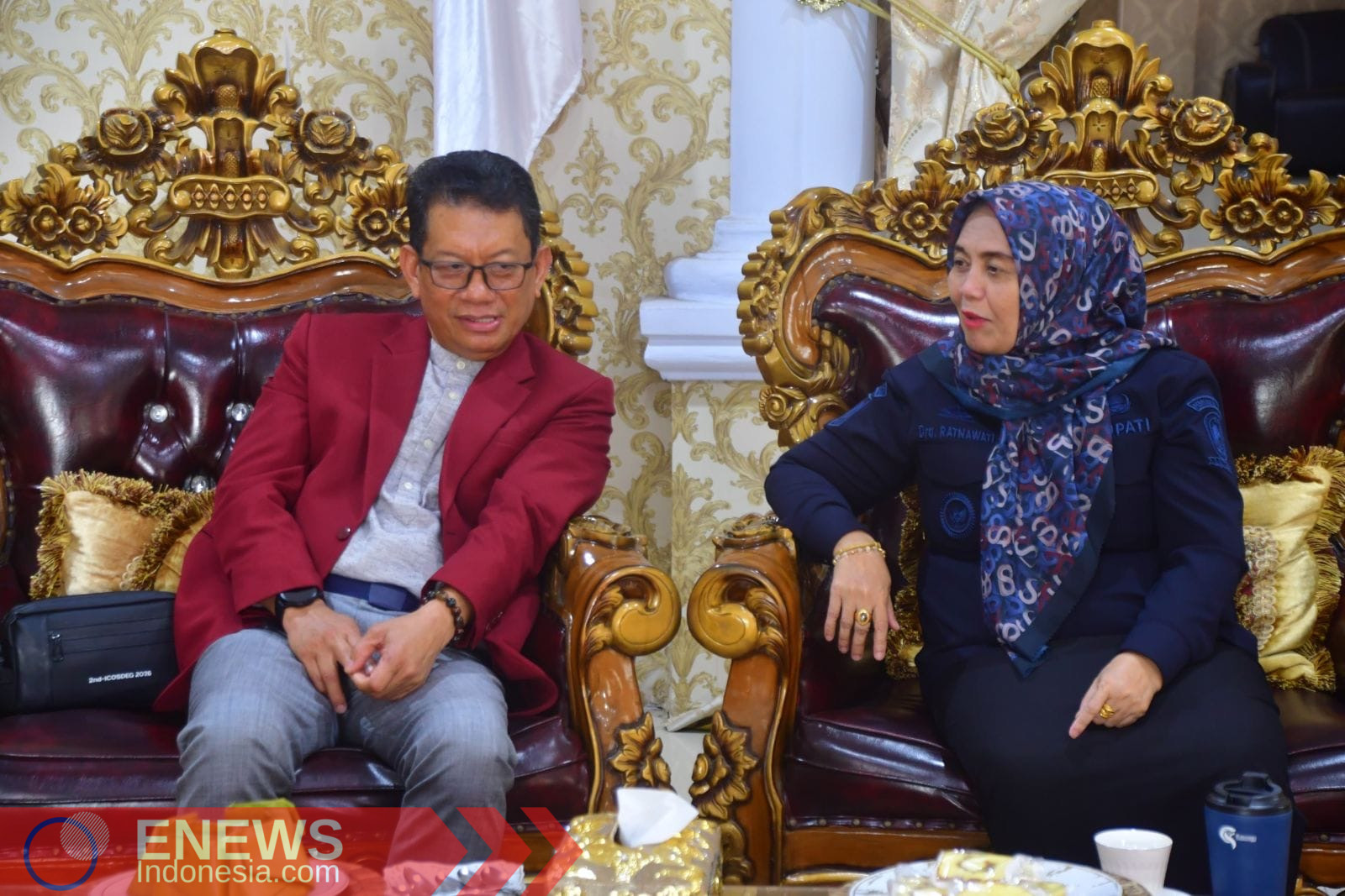 Rektor Universitas Muhammadiyah Sinjai (UMSi), Prof. Dr. Umar Congge, saat melakukan audiensi dengan Bupati Sinjai, Hj. Ratnawati Arif, di Rumah Jabatan Bupati Sinjai, Jumat (23/10/2026).
