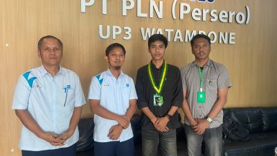 Foto: Pihak SEMMI Bone dan manajemen PLN Watampone berpose bersama setelah membahas polemik SLO Kloning. (ENews)