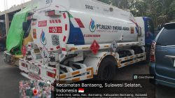 Foto: Mobil tangki pengangkut sekitar 5.000 liter solar milik PT Rezky Energi Abadi yang sempat diamankan di Polres Bantaeng. (Dok. ENews)