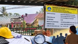 Ketgam: Dokumentasi pekerjaan revitalisasi UPT SD Negeri 277 Palattae, Kabupaten Bone, dengan anggaran APBN Rp1,27 miliar yang menjadi sorotan terkait transparansi dan pengelolaan material bangunan. (Dok. ENews Indonesia)