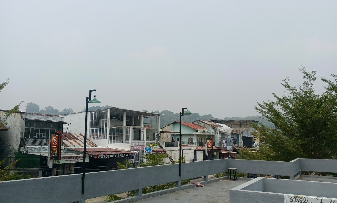 Foto: Kabut asap selimuti Kabupaten Sinjai. (Dok. Anto)