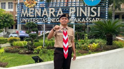 Akbar, anggota Racana UKM Pramuka Universitas Negeri Makassar (UNM)