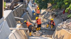 Bumi Karsa Rehabilitasi Jaringan Irigasi Bone, Soppeng, Wajo, Dorong Manfaat bagi Petani